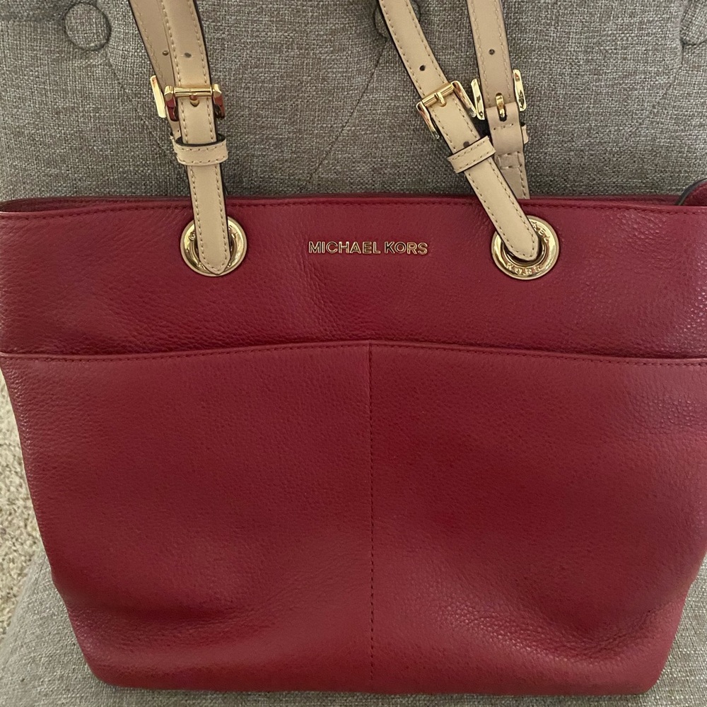 Michael Kors cranberry handbag